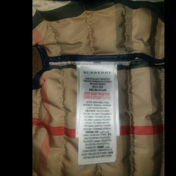 Burberry Vest - Picture 7 of 8